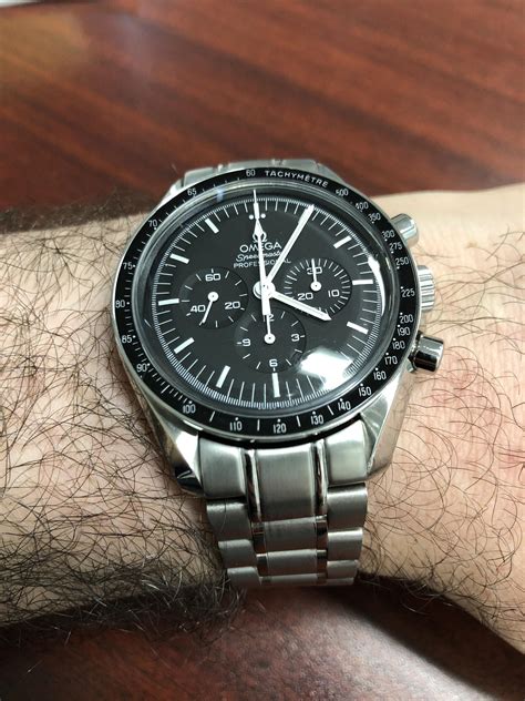 omega speedmaster professional pre owned